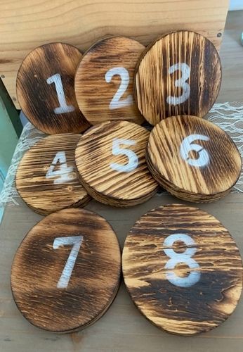 Tischkarten Holz rund 1-8