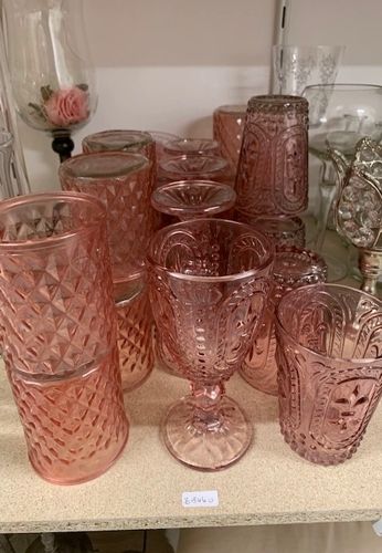 Rosa Vasen verschiedene Modelle